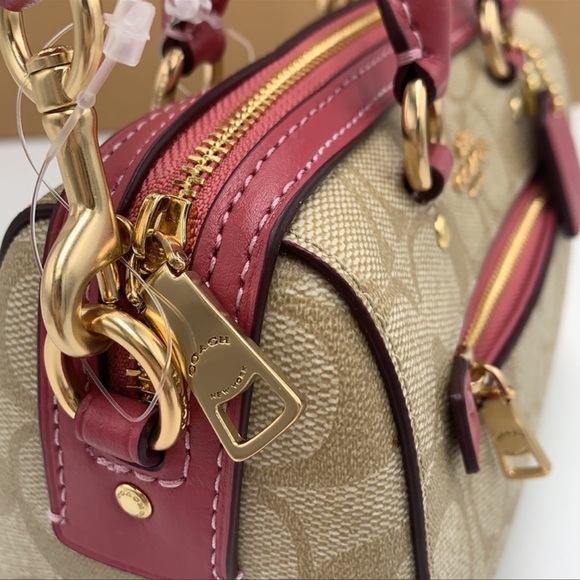 Coach C9947 Mini Rowan Crossbody
In Signature Canvas In Gold/Light
Khaki Rouge - Picture 5 of 16